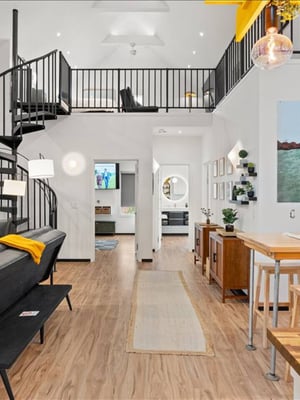 Easy arrival, private access